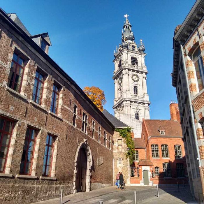 Mons