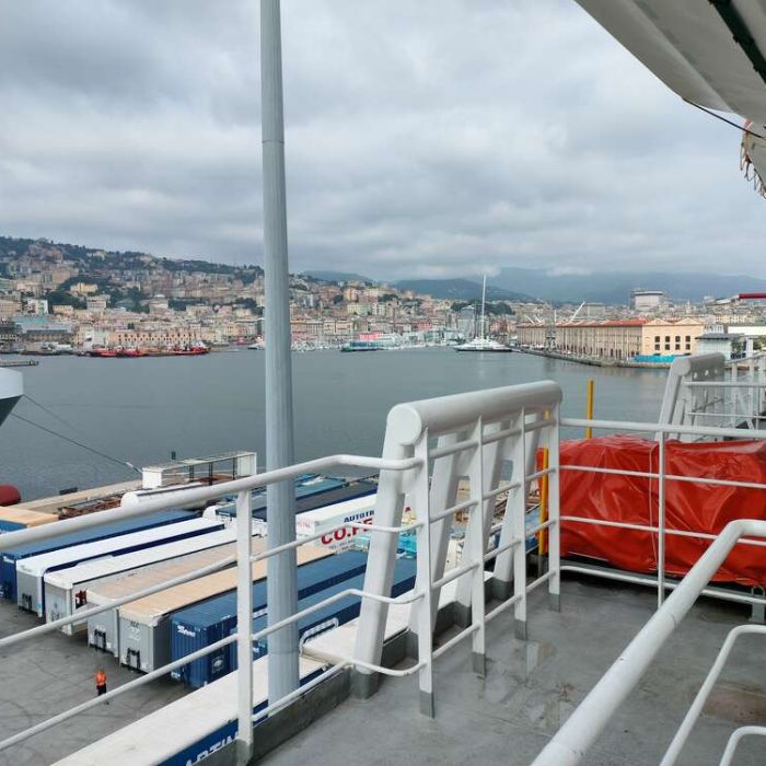 Boot naar Sardinië